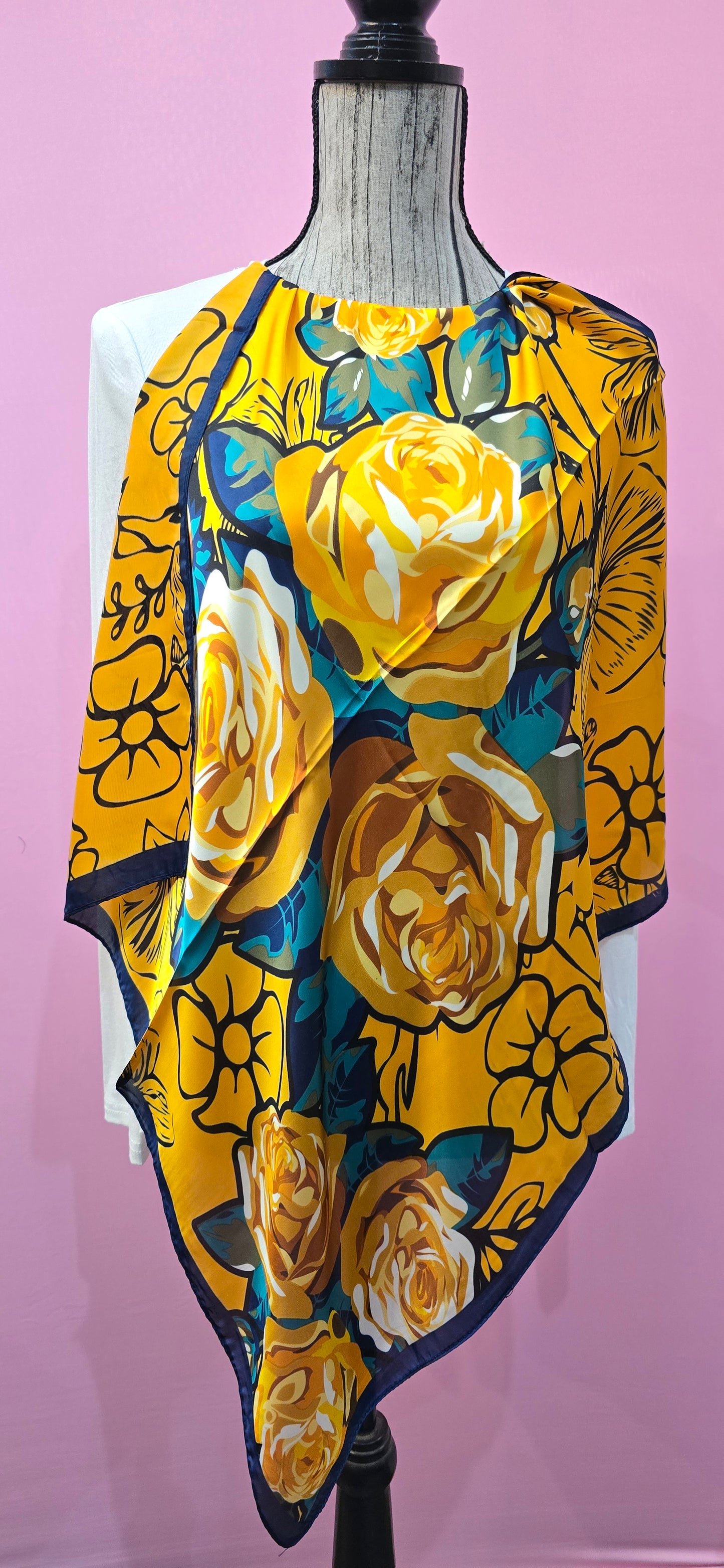 Fazzoletto da collo Rose in fiore