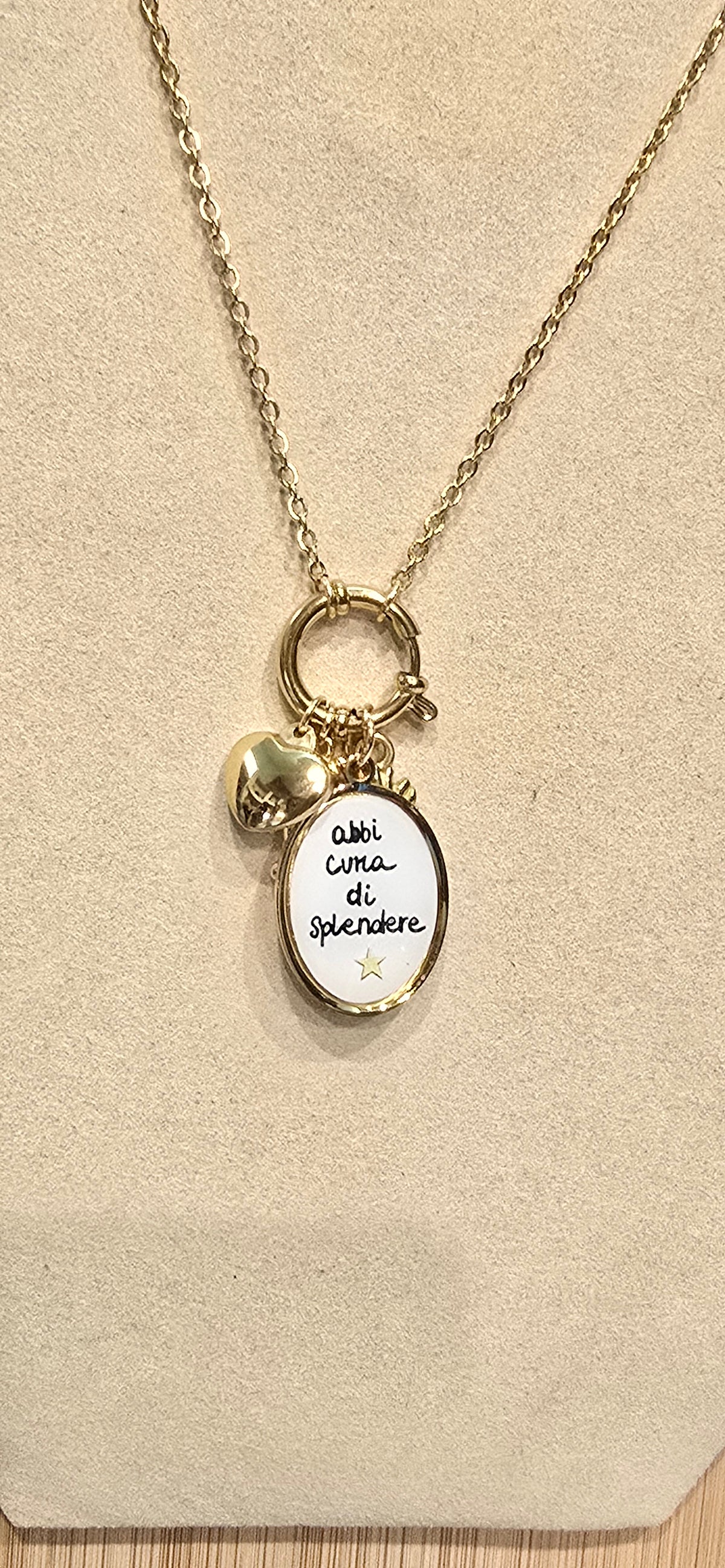 # Collana MOOD la catenella ABBI CURA DI SPLENDERE