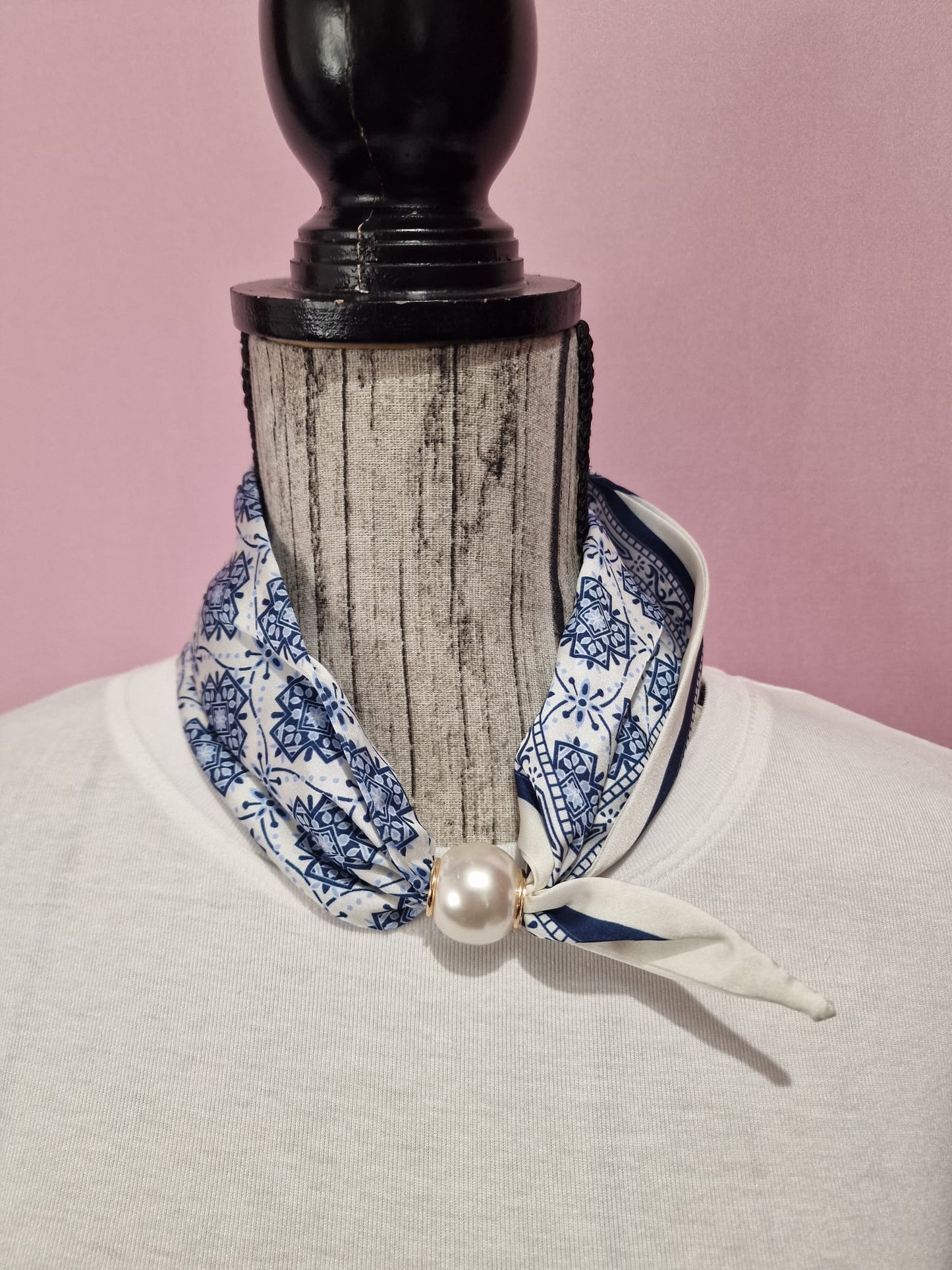 Foulard perla magnetico blu