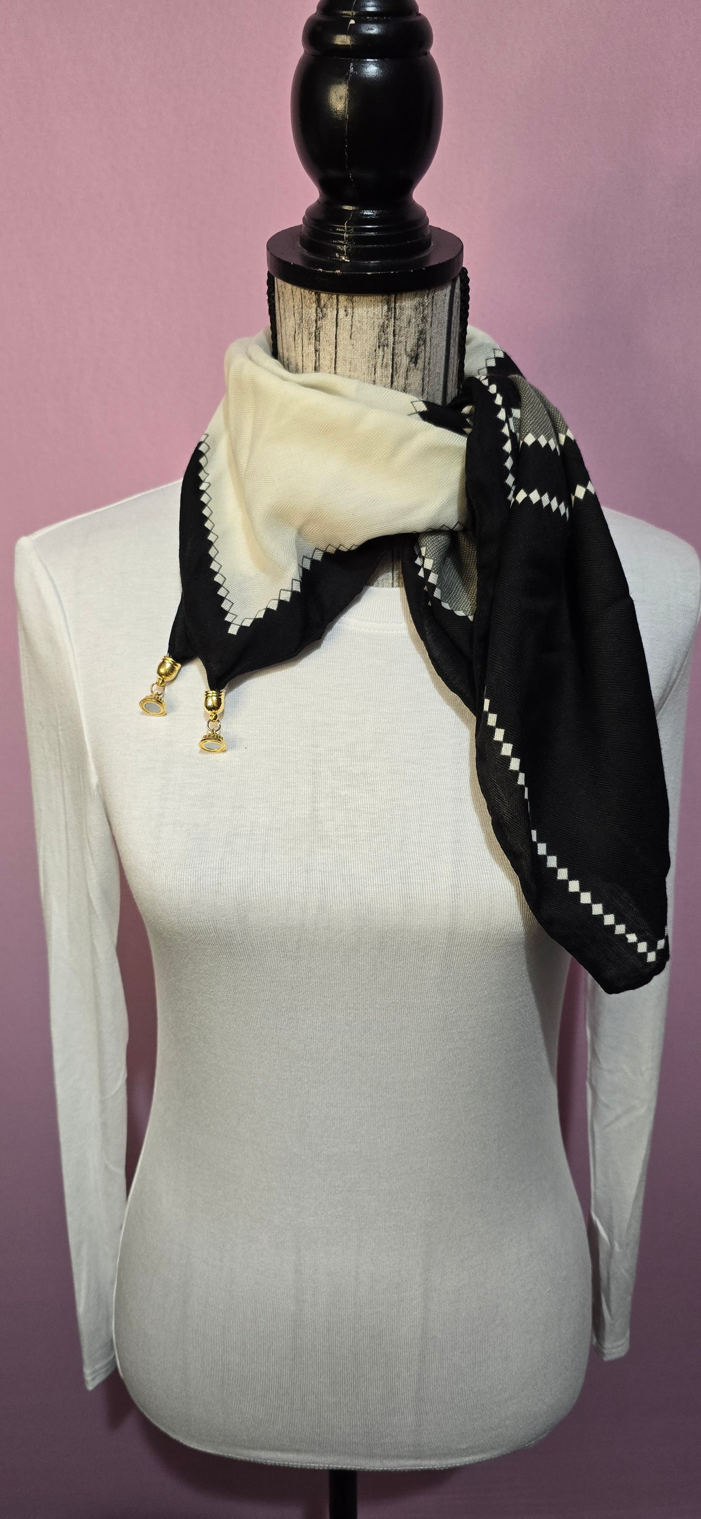 Carrè Black & White