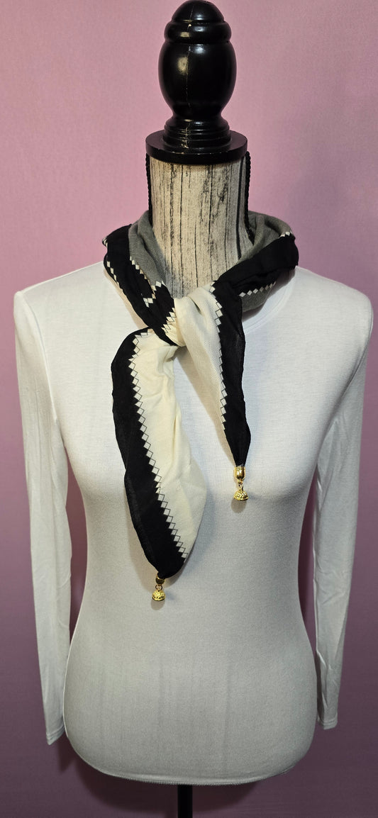 Carrè Black & White