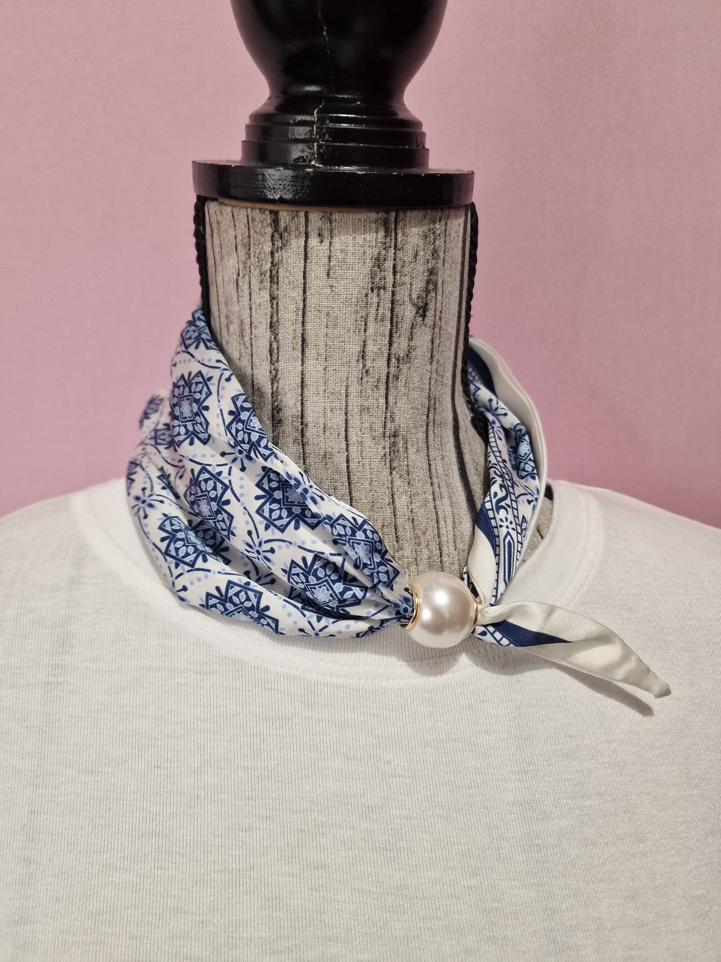 Foulard perla magnetico blu