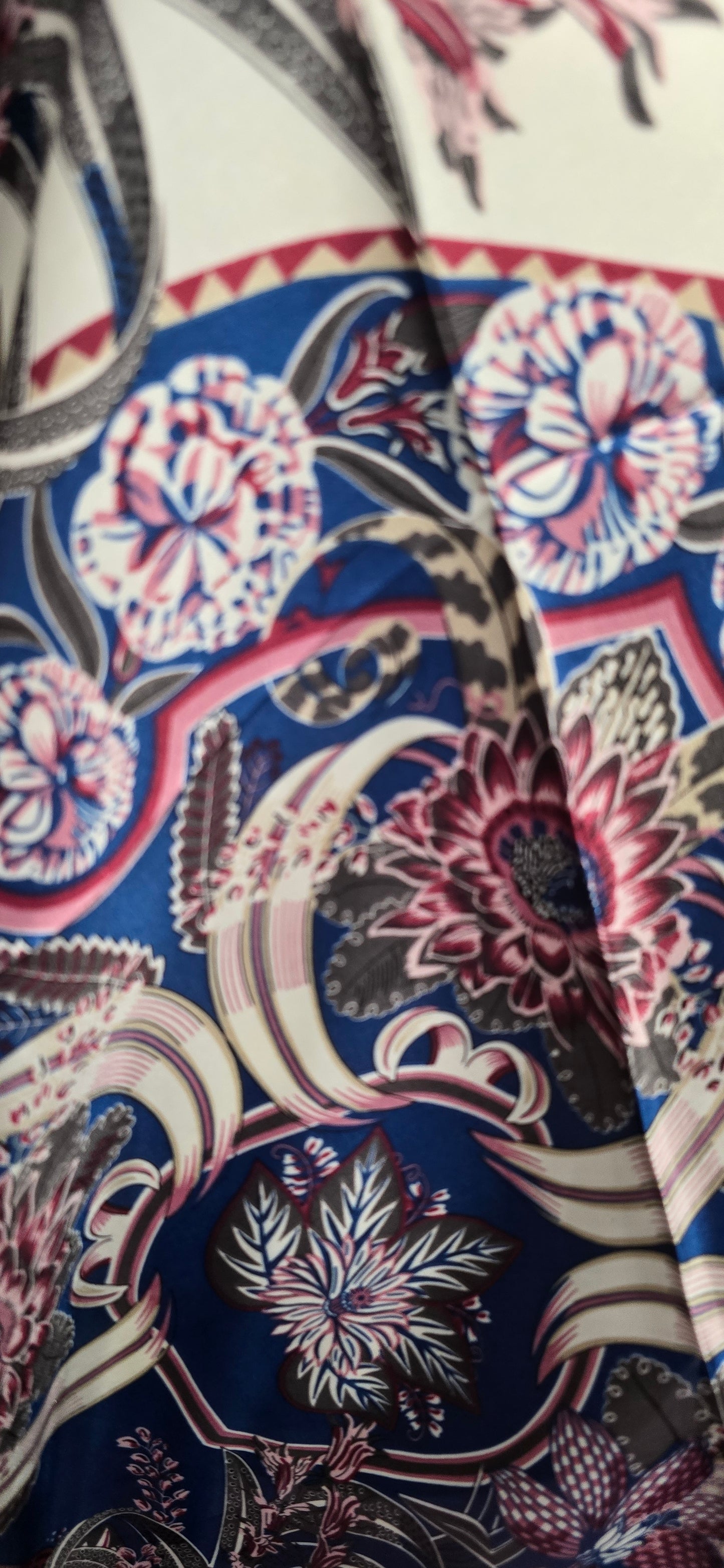 Fazzoletto da collo fiori fucsia