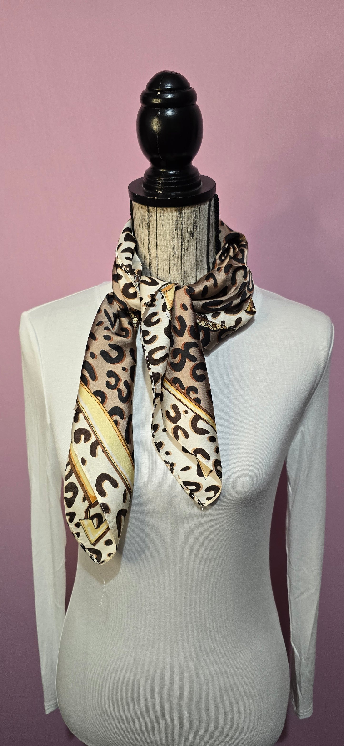 Fazzoletto da collo Passi silenziosi camel