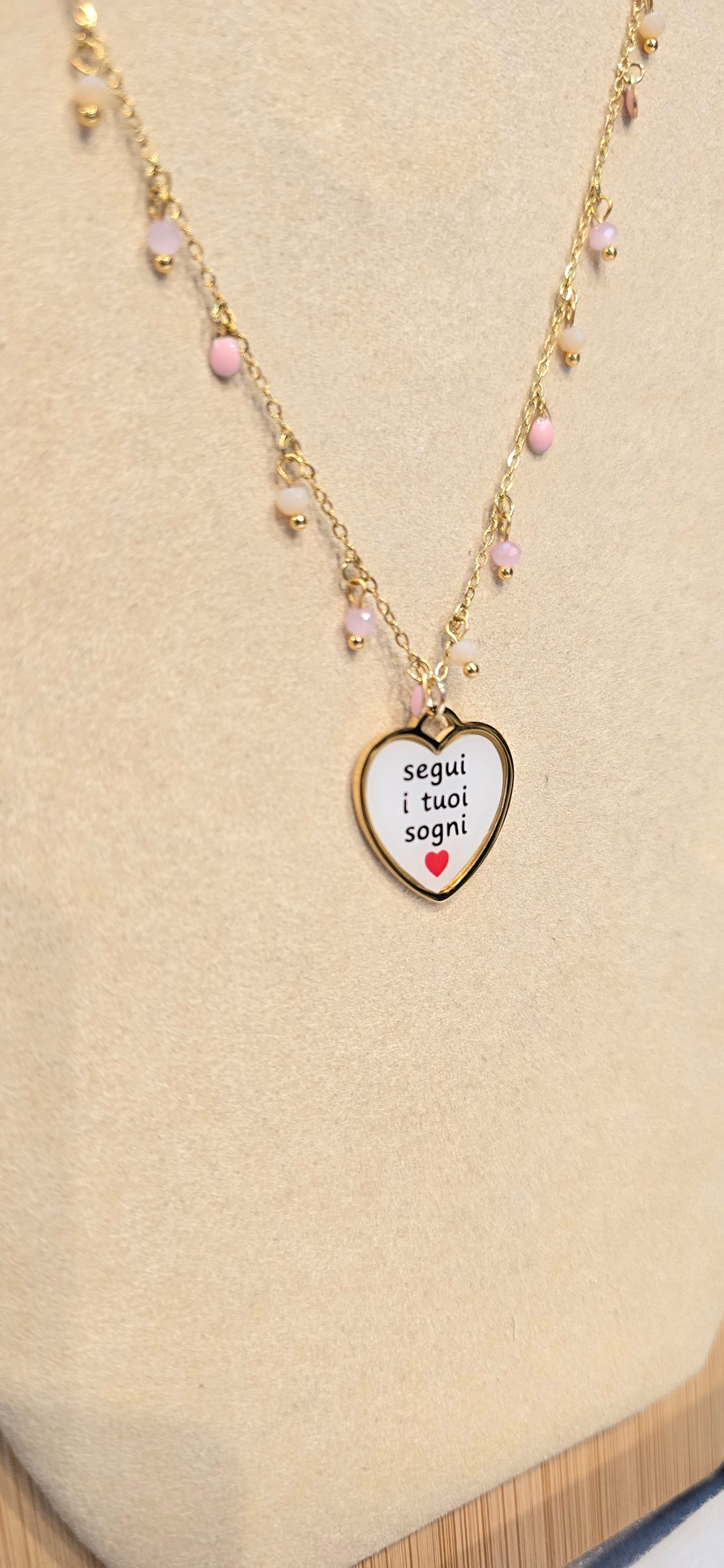 # Collana MOOD ciondolini rosa  " segui i tuoi sogni"