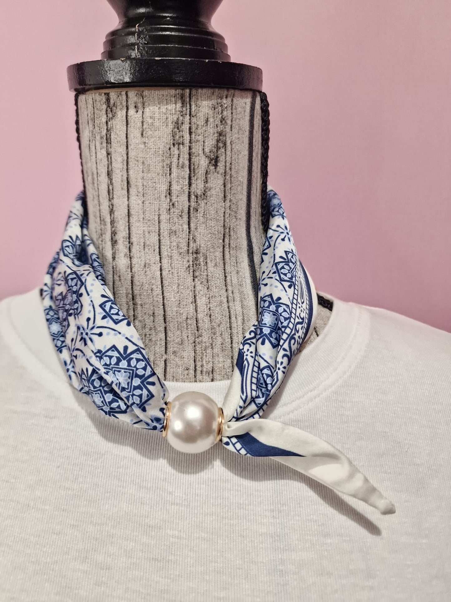Foulard perla magnetico blu