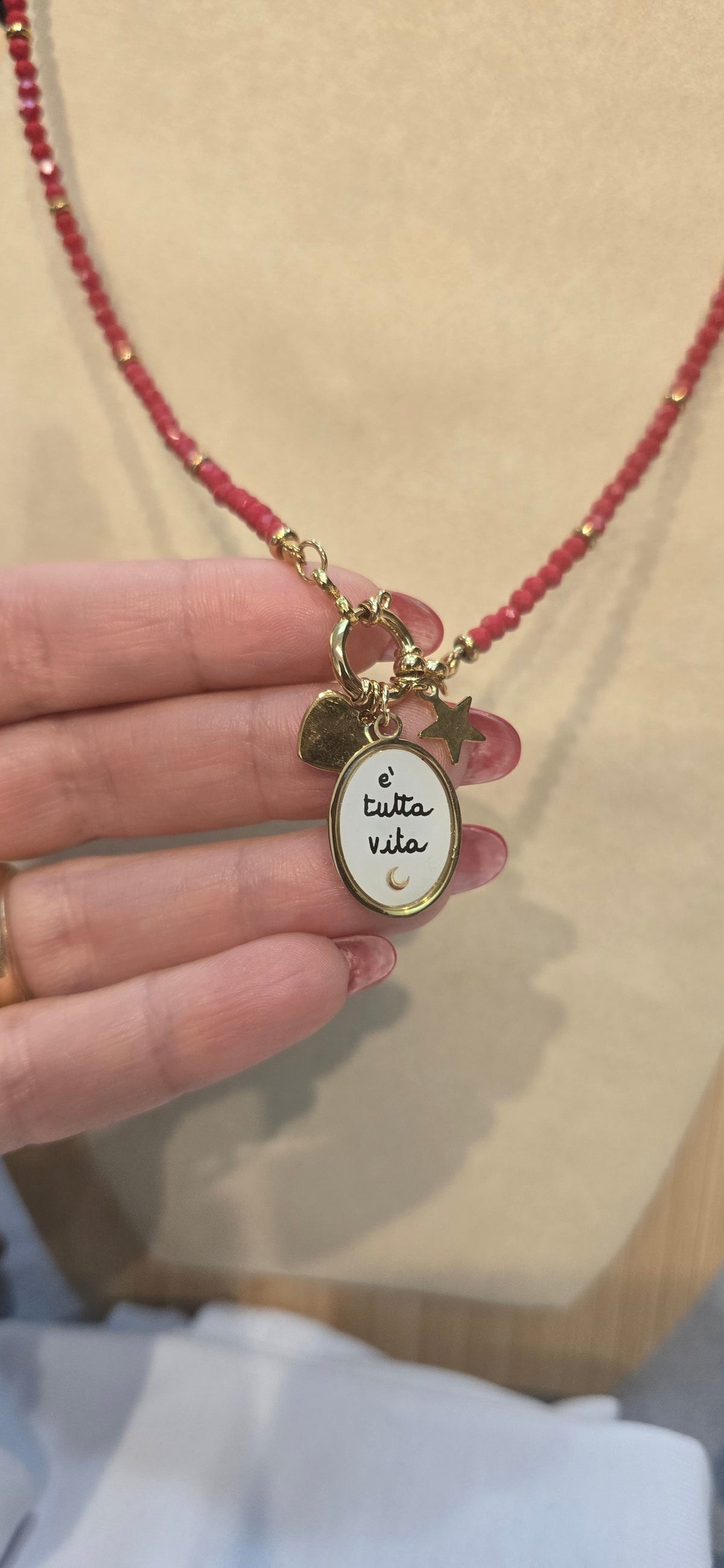 # Collana MOOD pallini rosso E' TUTTA VITA