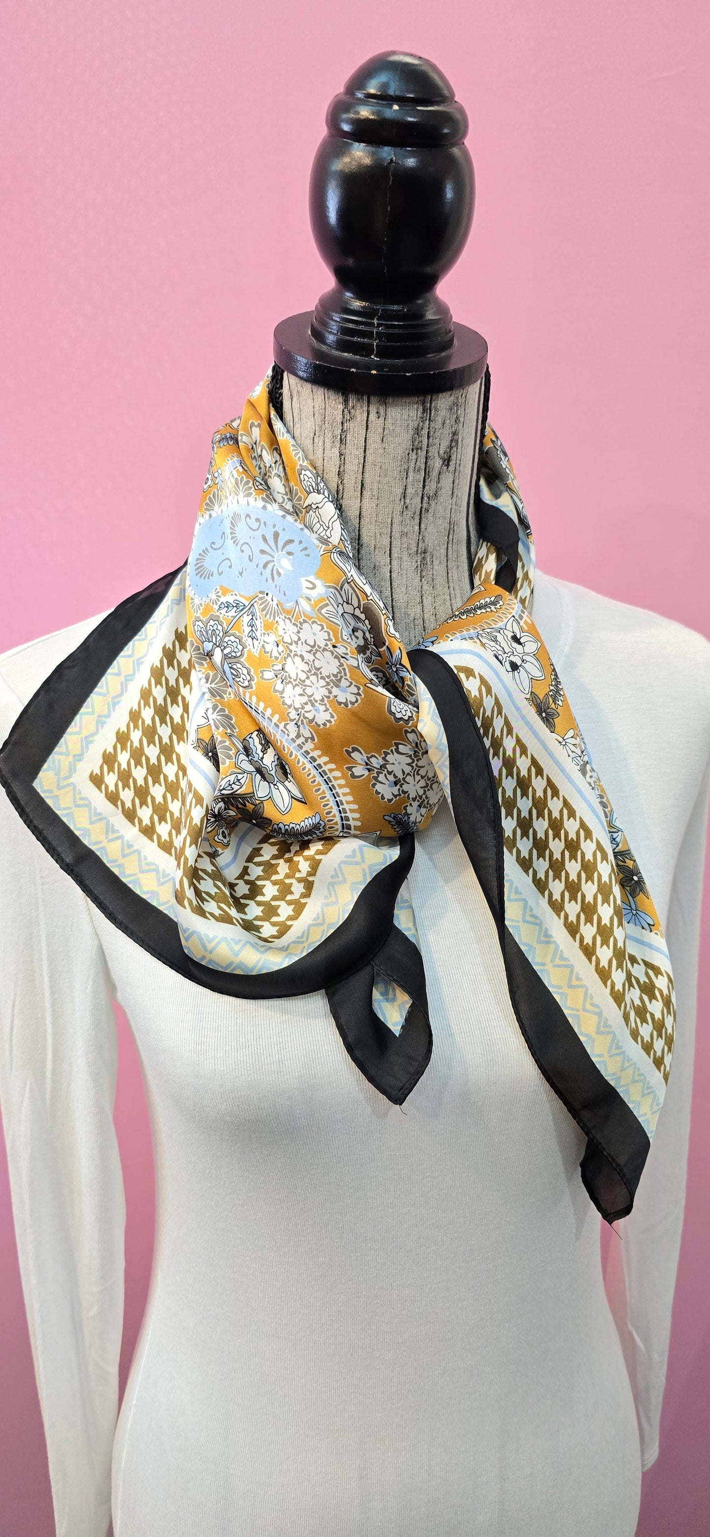 Fazzoletto da collo Il tassello mancante